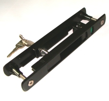 CIERRE LAT. Y CUBETA C/LLAVE EXT "VPC" "NEGRO" [1]